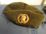Baret met embleem van Regiment Geniet troepen., Ophalen of Verzenden, Landmacht, Nederland, Helm of Baret