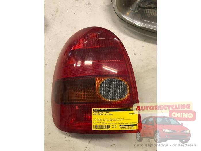 Achterlicht links van een Opel Corsa, Auto-onderdelen, Verlichting, Opel, Gebruikt, 3 maanden garantie, Ophalen