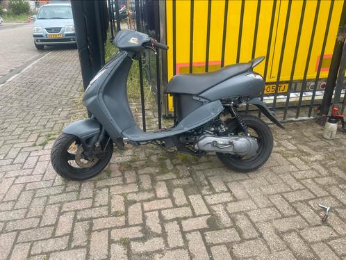 Vivacity 70 cc met 123 ruilen mag ok, Fietsen en Brommers, Scooters | Peugeot, Vivacity, Ophalen of Verzenden