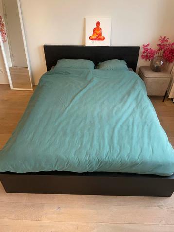 IKEA 2-persoons bedframe (140x200) te koop! - afbeelding 4