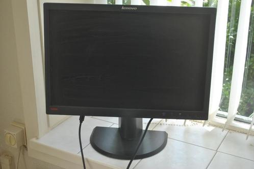 Monitor, Lenovo, Thinkvision, 56 cm beelddiagonaal, Computers en Software, Monitoren, Gebruikt, Ophalen