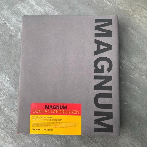 Magnum Contactafdrukken, Boeken, Kunst en Cultuur | Fotografie en Design, Zo goed als nieuw, Fotografen, Ophalen of Verzenden
