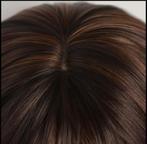 Mooie bruine pruik/haarwerk met highlights, incl wigcap., Sieraden, Tassen en Uiterlijk, Uiterlijk | Haarverzorging, Ophalen of Verzenden
