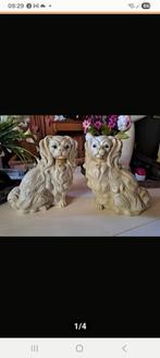 Hoerenhondjes of kasthondjes porselein, Ophalen of Verzenden, Zo goed als nieuw, Dier