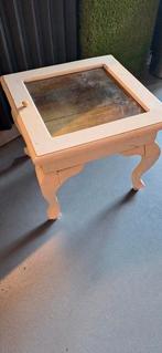 Vitrine tafeltje, Huis en Inrichting, Tafels | Sidetables, Ophalen, Gebruikt, 50 tot 100 cm, Rond