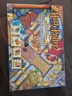 HARRY POTTER, gezelschapsspel voor de hele familie, Hobby en Vrije tijd, Gezelschapsspellen | Bordspellen, Ophalen of Verzenden