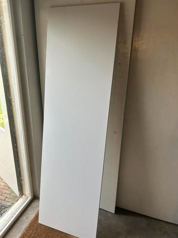 2 Houtplaten wit fineer 197,5 x 59,5 cm beschikbaar voor biedingen