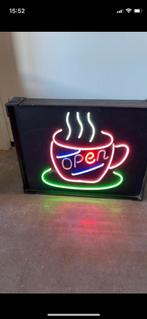 Neon Lichtreclame "Open" - Koffiekop, Ophalen
