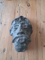 Betonnen gezichtsbeeld, Ophalen