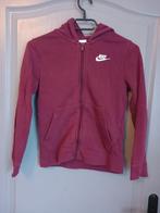 Nike traningspak maat 128/137, Ophalen of Verzenden, Zo goed als nieuw, Jongen of Meisje, Sport- of Zwemkleding