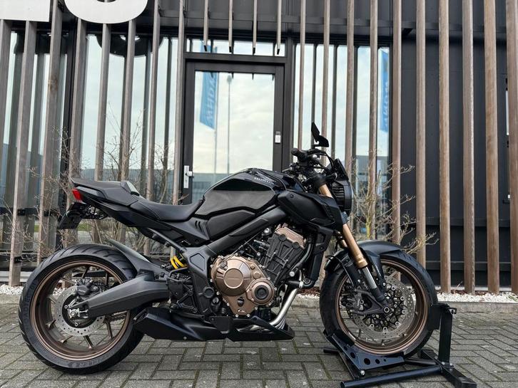 HONDA CB 650 R -2020- BTW - Full black CB650R, Motoren, Motoren | Honda, Bedrijf, Naked bike, meer dan 35 kW, Motorrijbewijs A