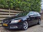 Volvo V70 2.5 T 2010 R-Design Leer, Xenon, Zwart, Handgeschakeld, 1600 kg, 92 €/maand