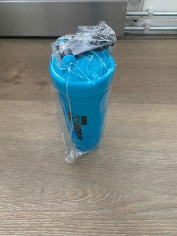Shakebeker 500ML beschikbaar voor biedingen