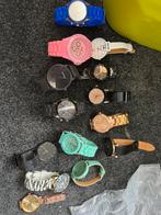 Horloge blauw, roze, zwart goud groen print, Sieraden, Tassen en Uiterlijk, Horloges | Dames, Ophalen of Verzenden, Zo goed als nieuw