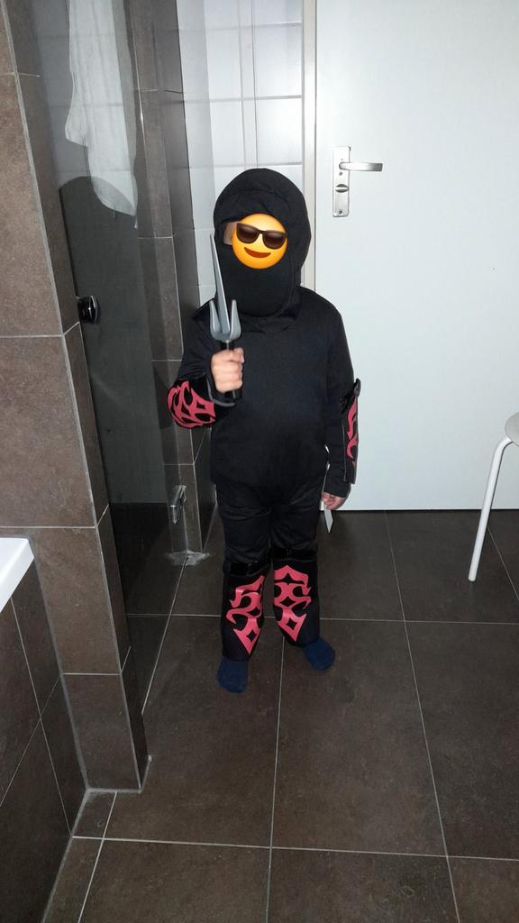 Carnavalskleding Ninja kind maat 116, Kinderen en Baby's, Carnavalskleding en Verkleedspullen, Nieuw, Jongen of Meisje, 110 t/m 116