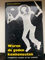 Erich von däniken - waren de goden kosmonauten (5=4), Ophalen of Verzenden, Zo goed als nieuw, Spiritualiteit algemeen, Achtergrond en Informatie