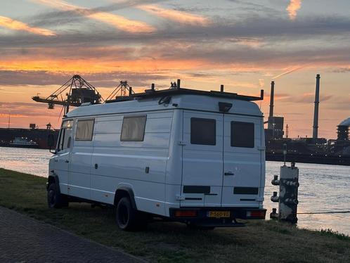 Unieke Mercedes 609D camper (Volledig zelfvoorzienend!), Caravans en Kamperen, Campers, Particulier, tot en met 4, Buscamper of Camperbus