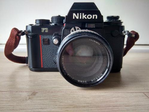 Nikon F3 met lens en tas, Audio, Tv en Foto, Fotocamera's Analoog, Gebruikt, Spiegelreflex, Nikon, Ophalen of Verzenden
