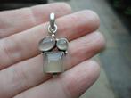mooie echt zilveren hanger met edelsteen licht beige gemerkt, Beige, Ophalen of Verzenden, Zo goed als nieuw, Met edelsteen