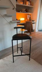 Rodney Kinsman barkruk / Design, Huis en Inrichting, Barkrukken, 60 tot 90 cm, Ophalen of Verzenden, Zo goed als nieuw, 1 kruk