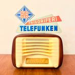 VINTAGE BUIZENRADIO TELEFUNKEN MIGNONETTE BABY GIUBILEO 1953, Verzenden