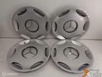 C-KLASSE W202 WIELDOPSET 4X 15 INCH  A2024000025 A2024010024, Auto diversen, Wieldoppen, Gebruikt, Ophalen of Verzenden, Mercedes-Benz