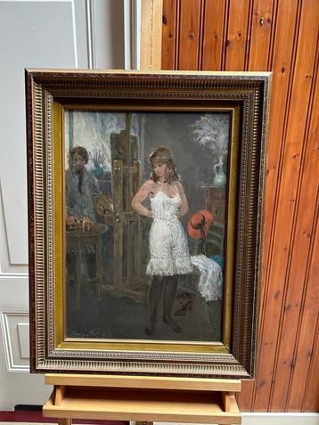 Harry Maas zelf en een knappe brunette in witte lingerie beschikbaar voor biedingen
