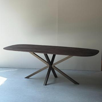 Deens ovaal japandi stijl 240x110cm bruin  beschikbaar voor biedingen