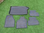 Rubbermattenset 4-delig + kofferbakmat Volkswagen/Seat/Audi, Ophalen, Zo goed als nieuw