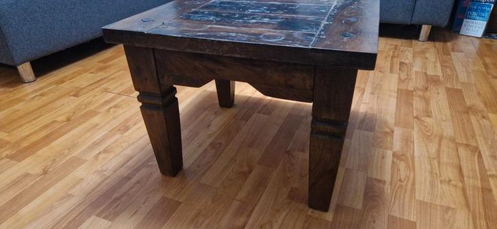 Klein donkerhouten tafeltje - opknapper, Huis en Inrichting, Tafels | Salontafels, Ophalen