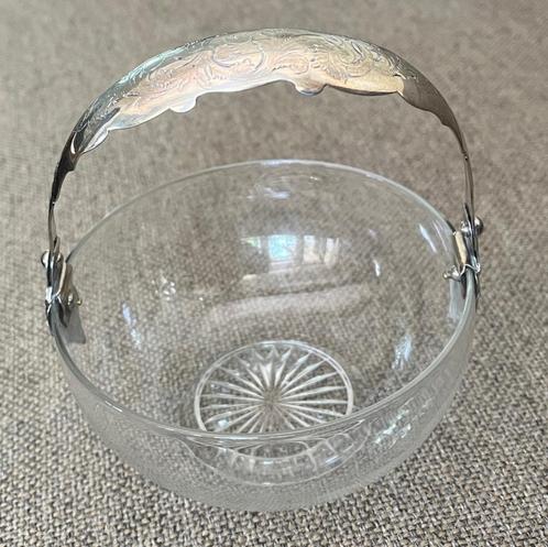 Antiek kristallen bonbonschaaltje met zilveren handgreep, Antiek en Kunst, Antiek | Glas en Kristal, Ophalen of Verzenden