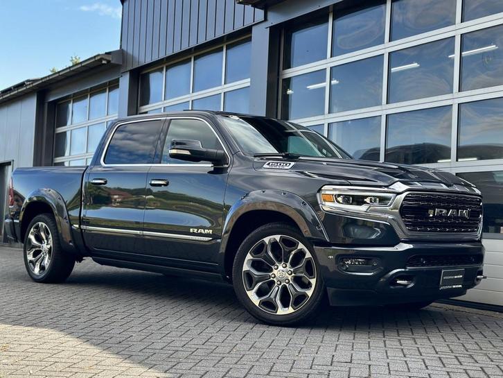 Dodge Ram 1500 5.7 V8 4x4 Crew Cab | Benzine | Limited | Pan, Auto's, Dodge, Te koop, RAM 1500, 4x4, ABS, Achteruitrijcamera, Adaptive Cruise Control