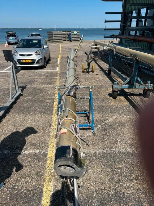 Nette aluminium mast met rolfok en zeilen in goede stast., Watersport en Boten, Zeilen en Zeiltoebehoren, Gebruikt, Minder dan 15 m²
