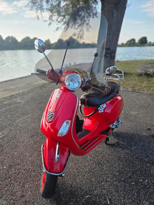 Vespa LX50 4-takt (2011), Fietsen en Brommers, Scooters | Vespa, Zo goed als nieuw, Vespa LX, Ophalen