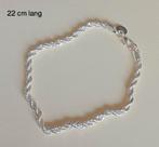 Fraaie zilverkleurige gedraaide armband ca 22 cm lang, Ophalen of Verzenden, Nieuw, Zilver, Staal
