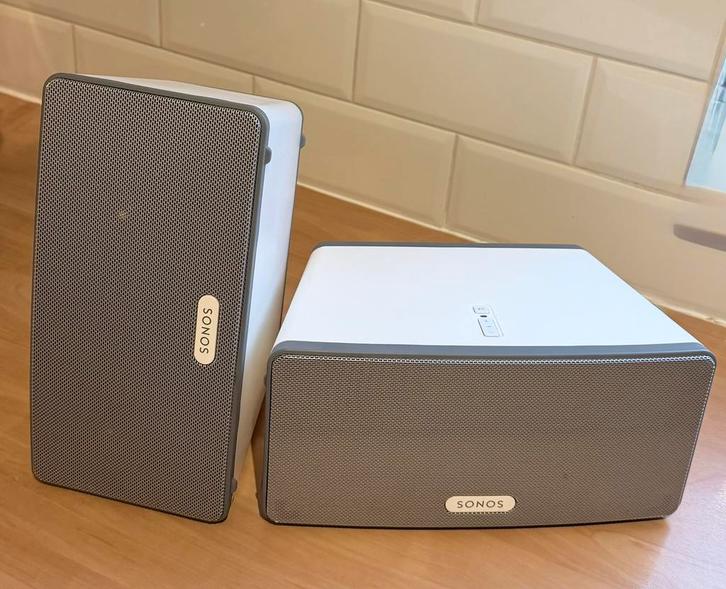2x sonos play 3 speakers wit, Audio, Tv en Foto, Luidsprekers, Zo goed als nieuw, Front, Rear of Stereo speakers, Minder dan 60 watt