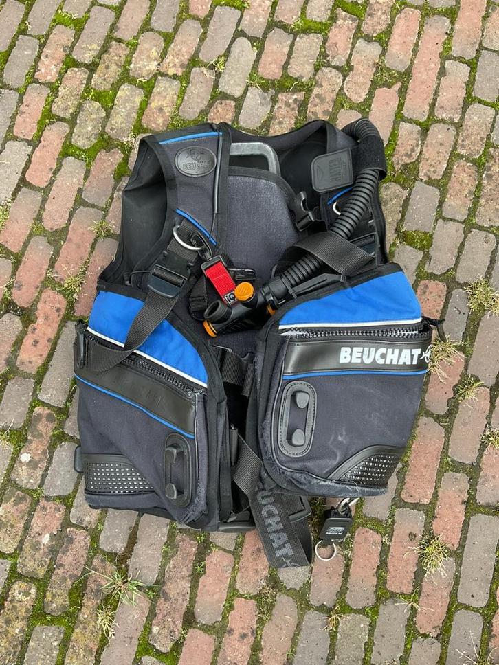 Duikuitrusting vrouw maat 38, Watersport en Boten, Duiken, Zo goed als nieuw, Duikpak, Ophalen