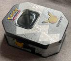 Pokémon 2022 | 25th Anniversary Celebrations Empty Large Tin, Hobby en Vrije tijd, Verzamelkaartspellen | Pokémon, Ophalen of Verzenden