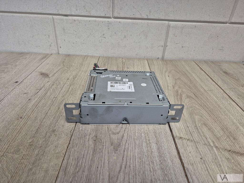 Renault Clio 4 Captur 2012 - 2017 radio cd speler 281152239r, Ophalen of Verzenden, -, -, -