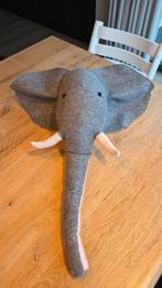 Grijze vilten olifant wanddecoratie, Ophalen, Zo goed als nieuw