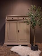 Taupe meidenkast dressoir bezorgen mogelijk, Huis en Inrichting, Kasten | Overige, Ophalen of Verzenden, Zo goed als nieuw