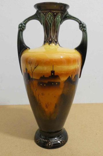 Art Nouveau vaasje [1121] beschikbaar voor biedingen