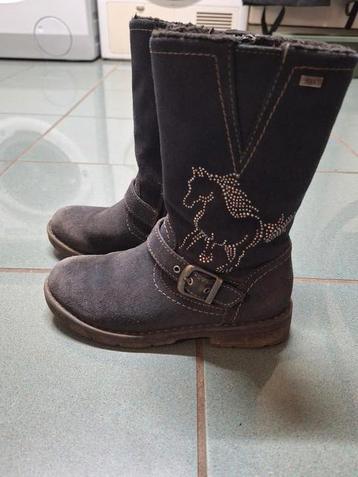 Leuke kinderschoenen!  beschikbaar voor biedingen