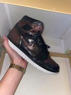 Air Jordan 1 Retro high metallic rose gold., Kleding | Dames, Ophalen of Verzenden, Zo goed als nieuw