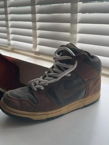 Nike sb dunk high Paul brown beschikbaar voor biedingen
