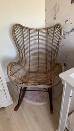 Rotan schommelstoel, Ophalen, Zo goed als nieuw, Stoel(en)