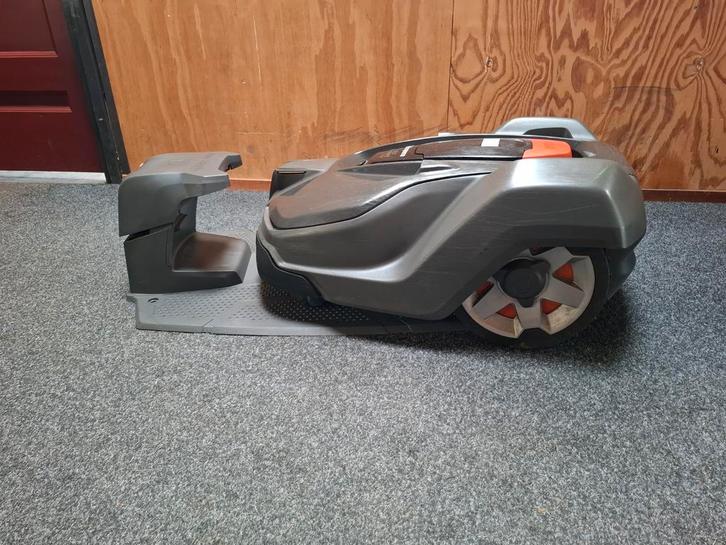 Robotmaaier  450X/310/420/440, Tuin en Terras, Robotmaaiers, Gebruikt, Meer dan 25 cm, Ophalen