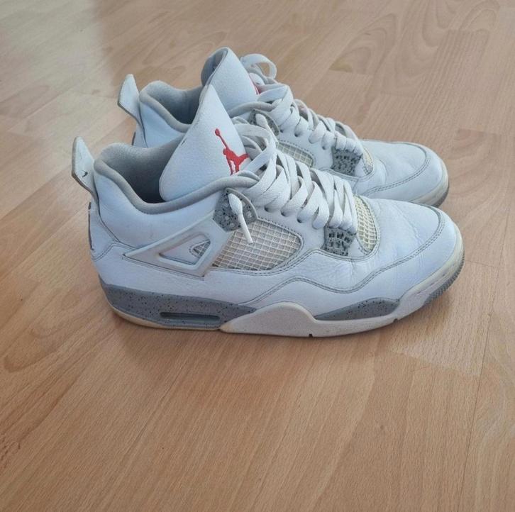 Originele Air Jordan 4 Retro White Oreo (model CT8527-100), Sport en Fitness, Loopsport en Atletiek, Zo goed als nieuw, Overige typen