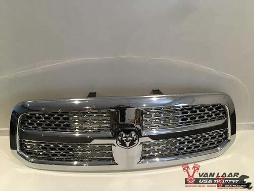 Dodge RAM Grille laramie 2013 - 2018, Auto-onderdelen, Overige Auto-onderdelen, Overige automerken, Gebruikt, Ophalen of Verzenden