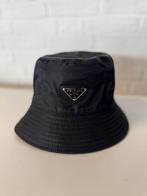 Prada bucket hat, Kleding | Dames, Hoeden en Petten, Ophalen, Nieuw, 56 of 57 cm (M, 7 of 7⅛ inch)